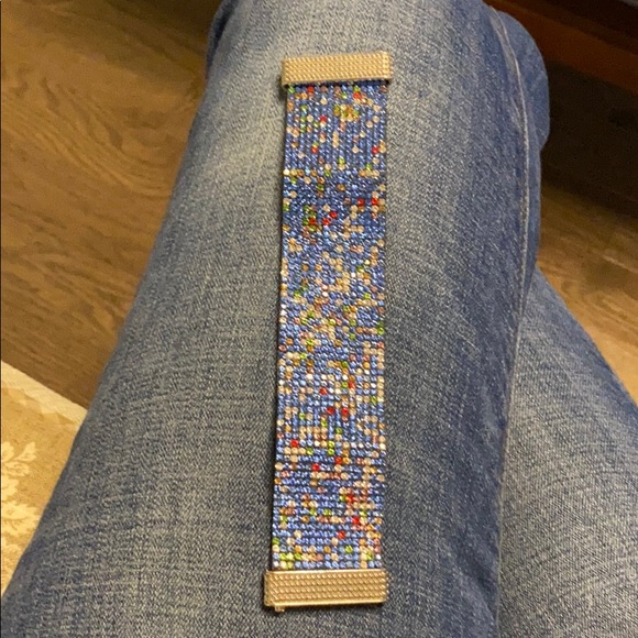 💥💥 SOLD 💥💥 Magnetic close sparkly colourful cuff bracelet - Picture 4 of 8